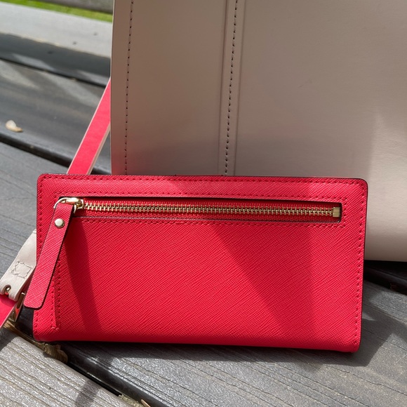 NWT KATE SPADE STACEY WALLET GERANIUM PINK - Picture 3 of 4